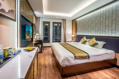Standard-Doppel- oder Zweibettzimmer — Conifer Grand Hotel